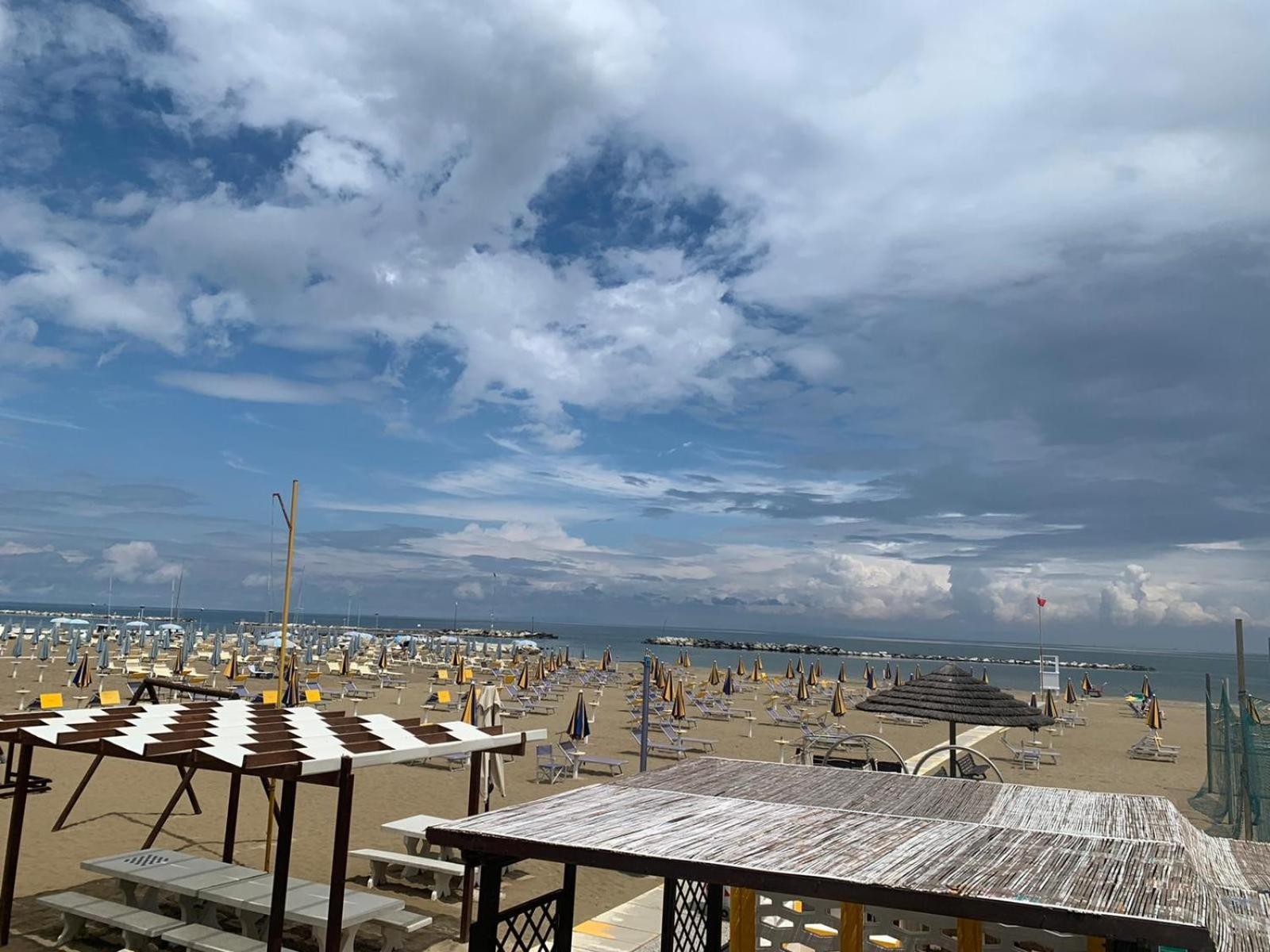 Hotel Acquamarina Viserba Rímini Exterior foto